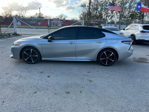 2020 Toyota Camry XSE