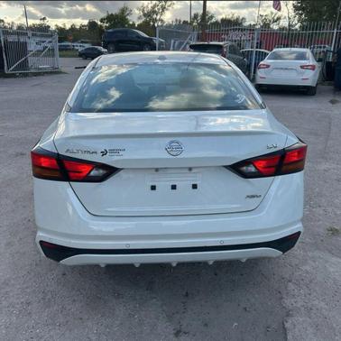2022 Nissan Altima 2.5 SV