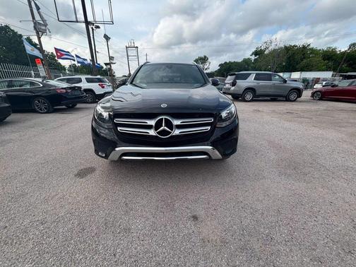 2019 Mercedes-Benz GLC 300 Base