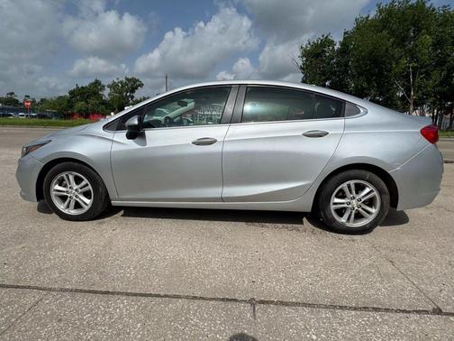 2016 Chevrolet Cruze LT
