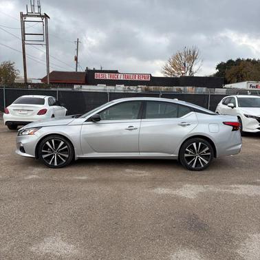 2022 Nissan Altima Platinum Intelligent AWD