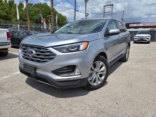 2023 Ford Edge Titanium