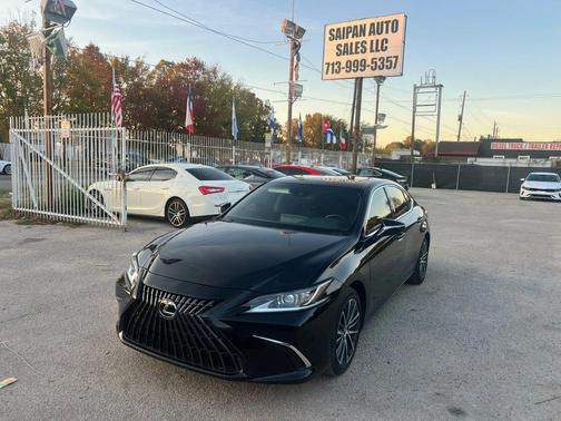 2022 Lexus ES 350 Base