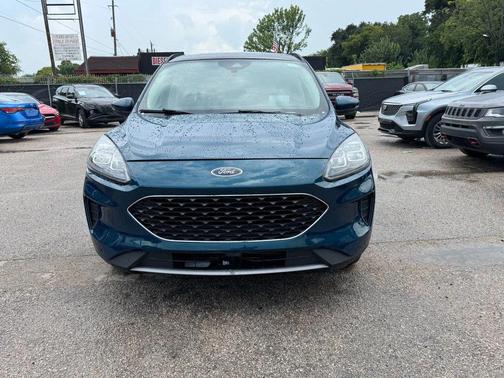 2020 Ford Escape Titanium