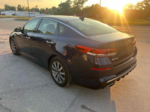 2020 Kia Optima EX