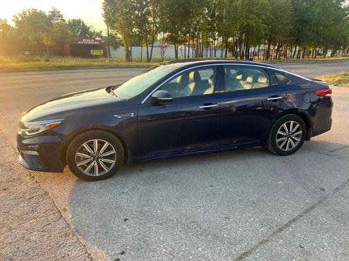 2020 Kia Optima EX