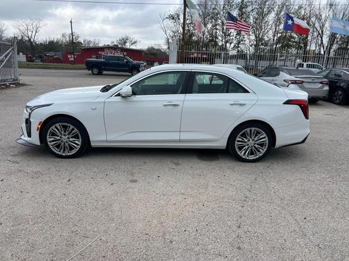 2023 Cadillac CT4 Premium Luxury