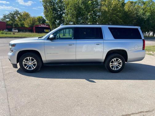 2020 Chevrolet Suburban LT