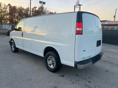 2011 Chevrolet Express 2500 Work Van