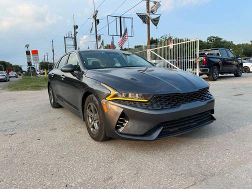 2023 Kia K5 LXS Sedan 4D