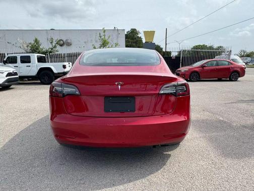 2023 Tesla Model 3 Standard Range