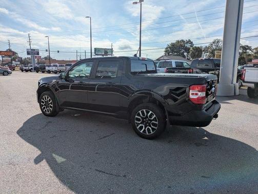 2023 Ford Maverick Lariat