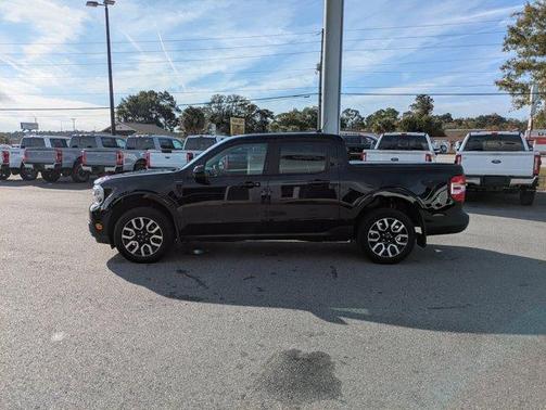 2023 Ford Maverick Lariat