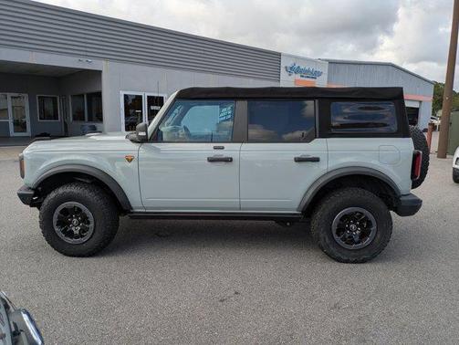 2021 Ford Bronco Badlands