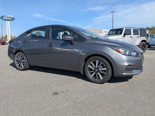 2021 Nissan Versa 1.6 SV