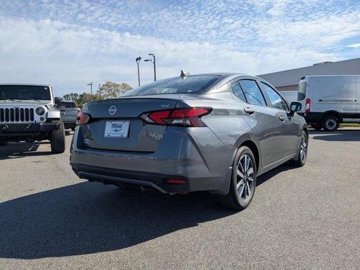 2021 Nissan Versa 1.6 SV