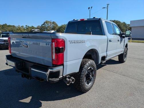 2026 Ford F-350 Lariat Super Duty
