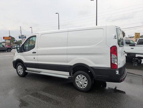 Oxford White 2025 Ford Transit-250 W/SYNC HANDS CAR PLAY PWR PKG&BULKHEAD