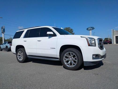 Summit White 2017 GMC Yukon SLT