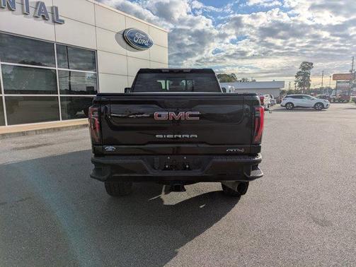 2024 GMC Sierra 2500 AT4