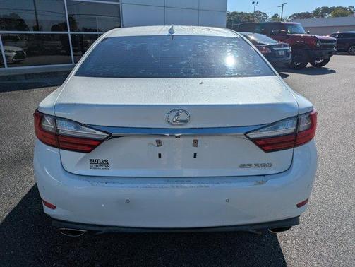 Eminent White Pearl 2017 Lexus ES 350 Base