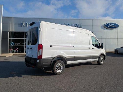 2026 Ford Transit-250 148 WB Medium Roof Cargo