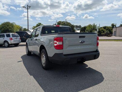 2024 Ford Maverick XL