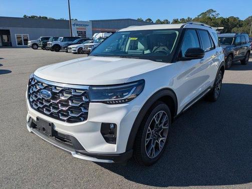 2025 Ford Explorer Platinum