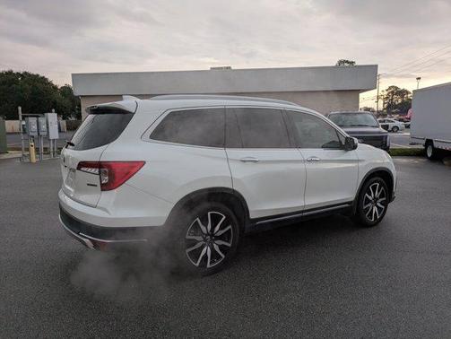 2021 Honda Pilot Touring 8-Passenger