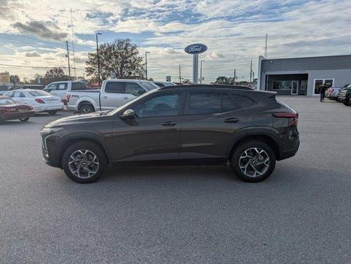 2024 Chevrolet Trax LT