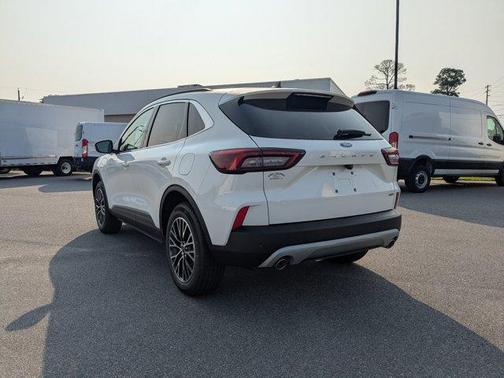 2025 Ford Escape PHEV