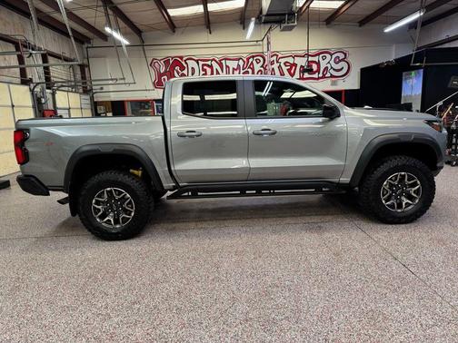 2024 Chevrolet Colorado ZR2