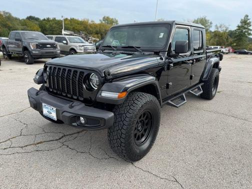 2021 Jeep Gladiator Sport