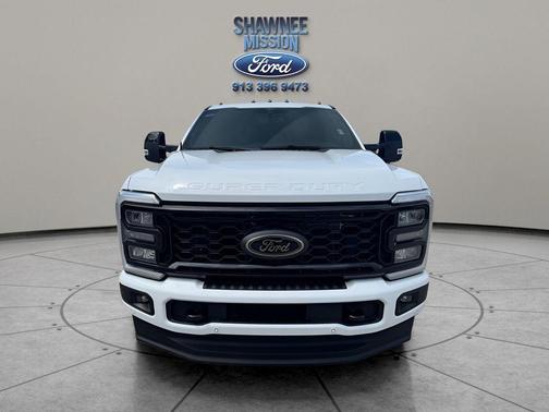 2025 Ford F-350 Lariat Super Duty