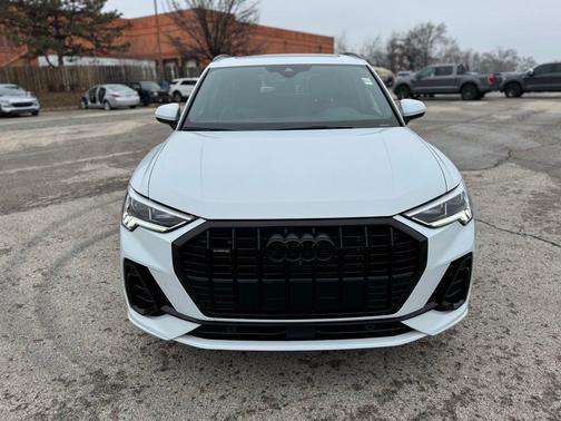 2023 Audi Q3 45 S line Premium
