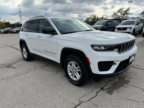 2023 Jeep Grand Cherokee Laredo