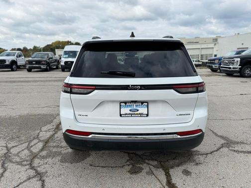 2023 Jeep Grand Cherokee Laredo