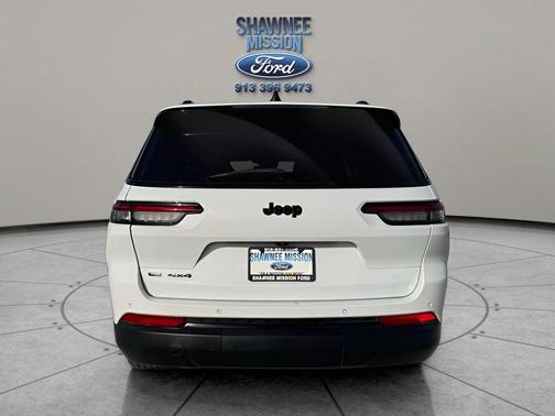 2021 Jeep Grand Cherokee L Laredo