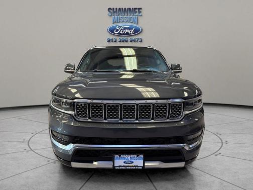 2022 Jeep Grand Wagoneer Series III