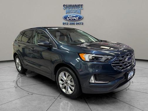 2023 Ford Edge Titanium