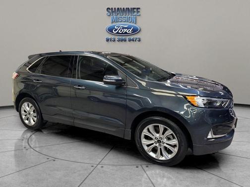 2023 Ford Edge Titanium