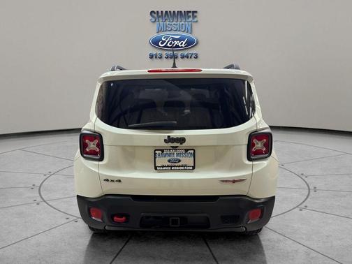 2017 Jeep Renegade Trailhawk