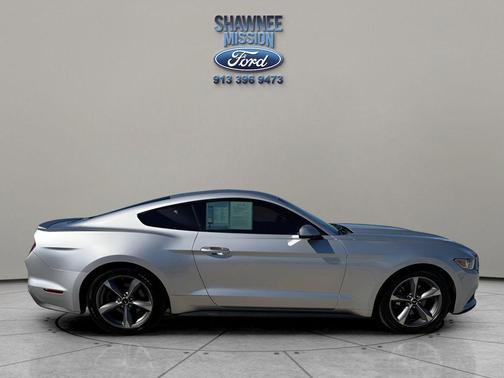 2016 Ford Mustang EcoBoost Premium