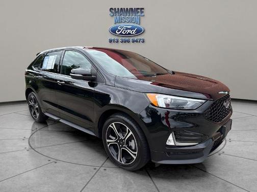 2022 Ford Edge ST