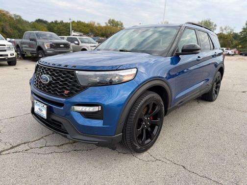2022 Ford Explorer ST