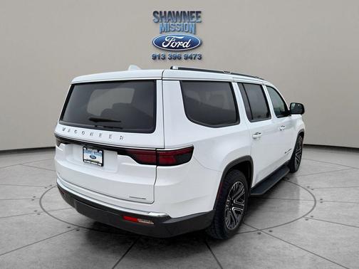 2022 Jeep Wagoneer Series III