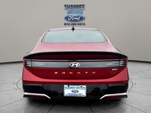 2024 Hyundai SONATA Hybrid SEL