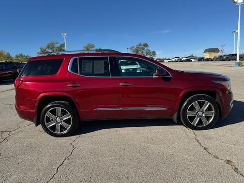 2017 GMC Acadia Denali