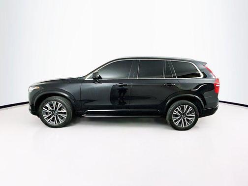 2021 Volvo XC90 T5 Momentum