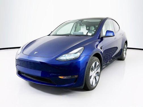 2023 Tesla Model Y RWD